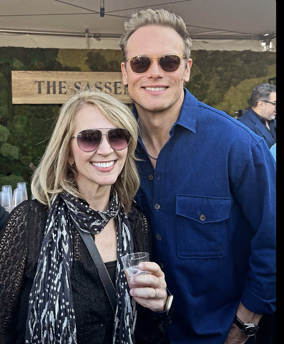 WVCaligrl's tweet photo. @NYCWFF #SassenachSpirits #SamHeughan https://t.co/KSPw7CHbmm