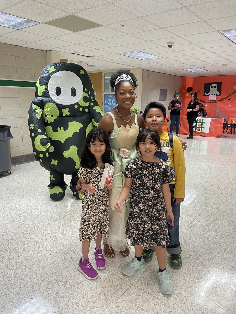 Brittany Miles tweet media