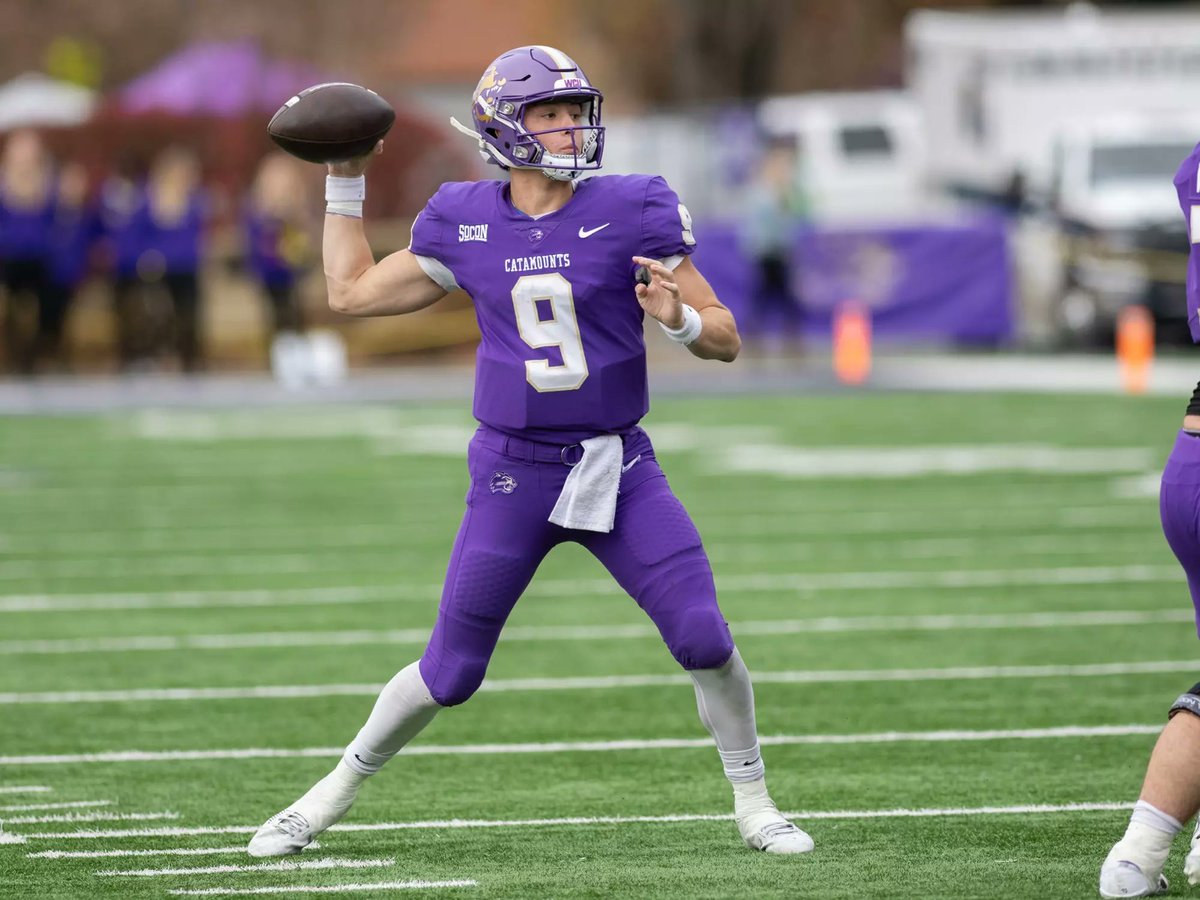 NCAAFNation247's tweet photo. Week 8 Performance

QB Cole Gonzales - WCU

• 620 Passing yards 5 TDs https://t.co/dTdyk90ZfW
