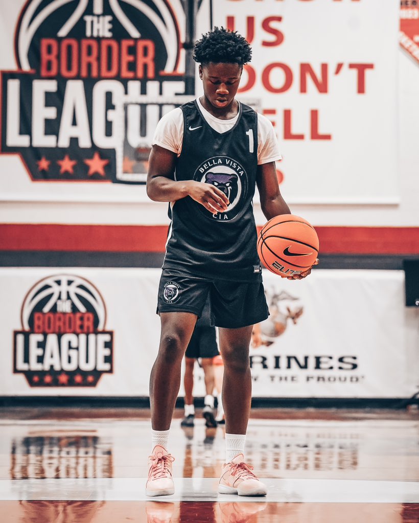 LeagueRDY's tweet photo. .@milesadler_ posted 18 points and Rakiem Green posted 13 points, 6 rebounds and 4 steals to help Bella Vista pull out the 71-68 win over Big Red at the @brdrleague.

BV closed on a 12-5 run to snag the win! https://t.co/jpKvG1Pu6v