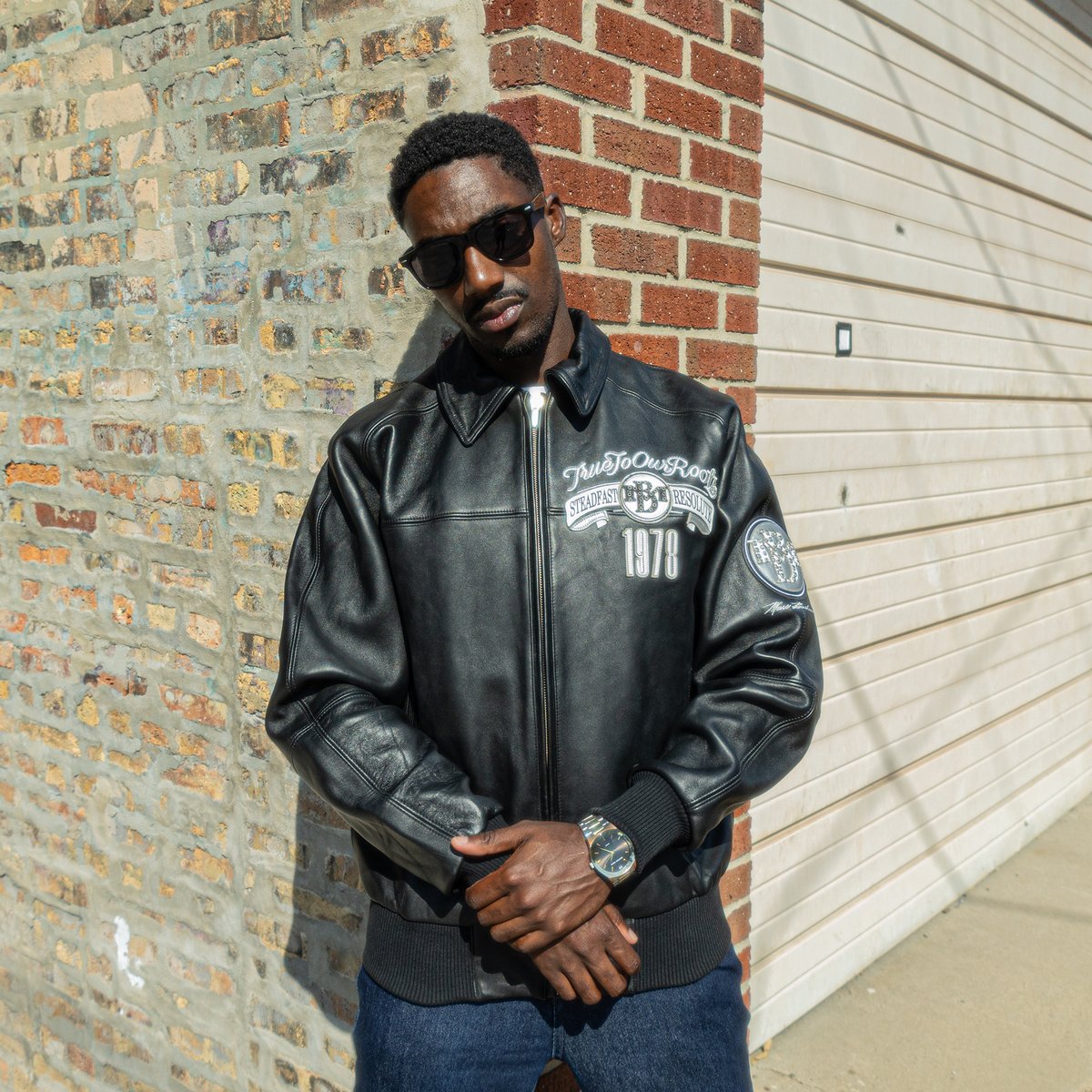 topsnbottomsusa's tweet image. Discover the timeless style of Pelle Pelle Leather Jackets, now available on our website. 🧥 Don’t miss out on this iconic collection. Enjoy a 10% discount on your first order from @topsandbottoms. ⁠
⁠
#PellePelle #LeatherJackets #JacketCollection #TopSandBottoms