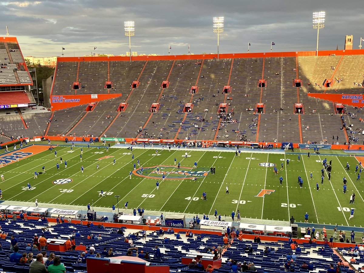 jwtweed's tweet photo. Go Gators! Beat Kentucky!
#GoGators #SEC #Onlyintheswamp https://t.co/UMoFHzhq3A
