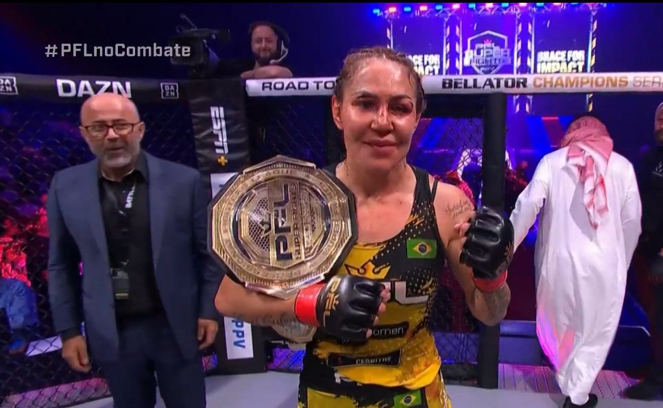 luiz_ff92's tweet photo. Cris Cyborg a única conquistar os cinco cinturões das maiores organizações de MMA feminino que já existiram. GIGANTE!

🏆 UFC
🏆 Bellator
🏆 PFL
🏆 Strikeforce
🏆 Invicta FC

#PFLSuperFights  #PFLnoCombate https://t.co/OUb3Nrn6Mv
