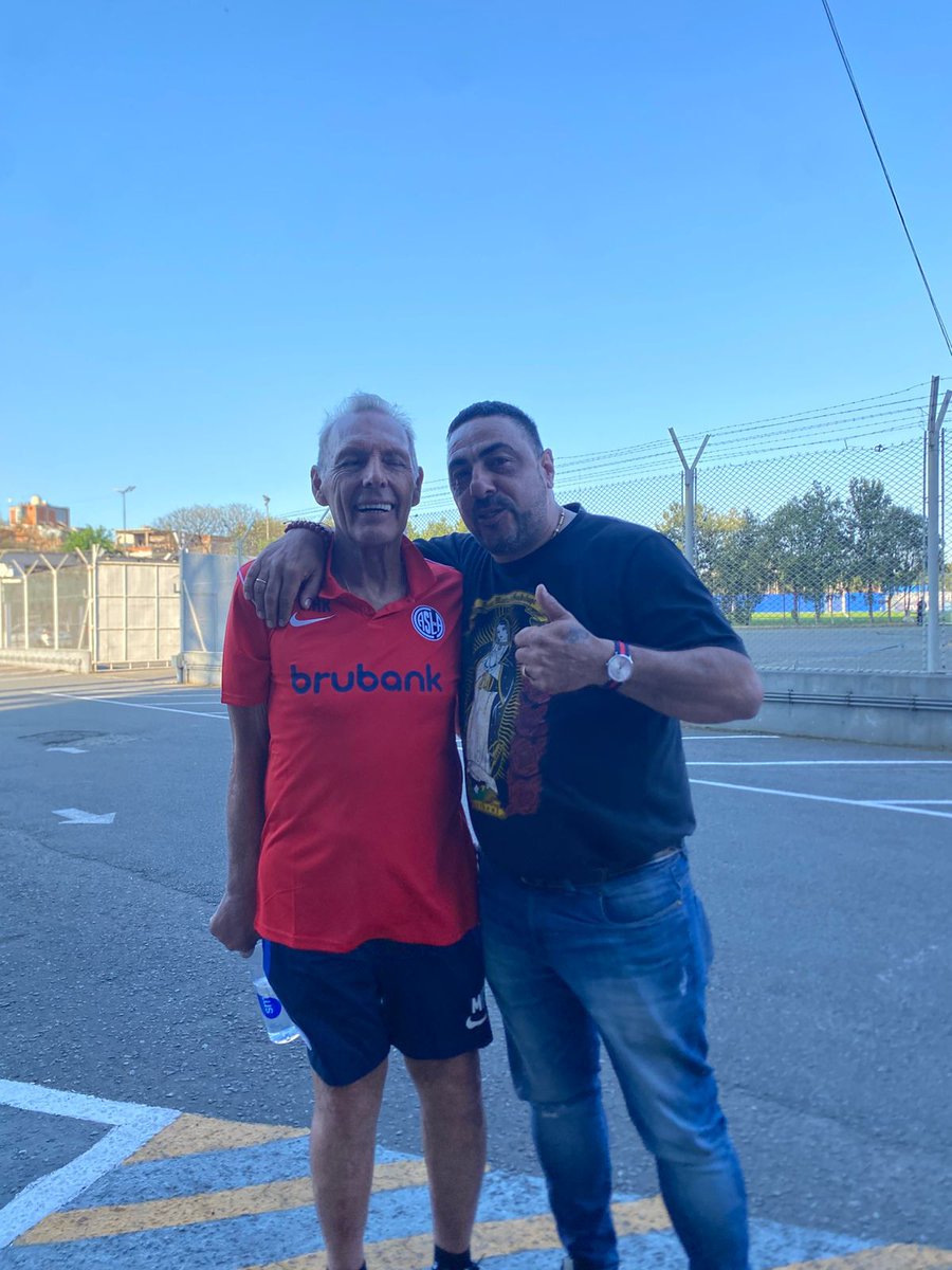 christievange's tweet photo. Estos 2 son la esperanza de un San Lorenzo distinto, que empiece a mostrar más compromiso y personalidad, que despeguemos de este presente urgente MUCHA SUERTE MIGUEL ANGEL en esta revancha 💙❤️💙San Lorenzo sobre todo y todos https://t.co/7dZBs4JimH