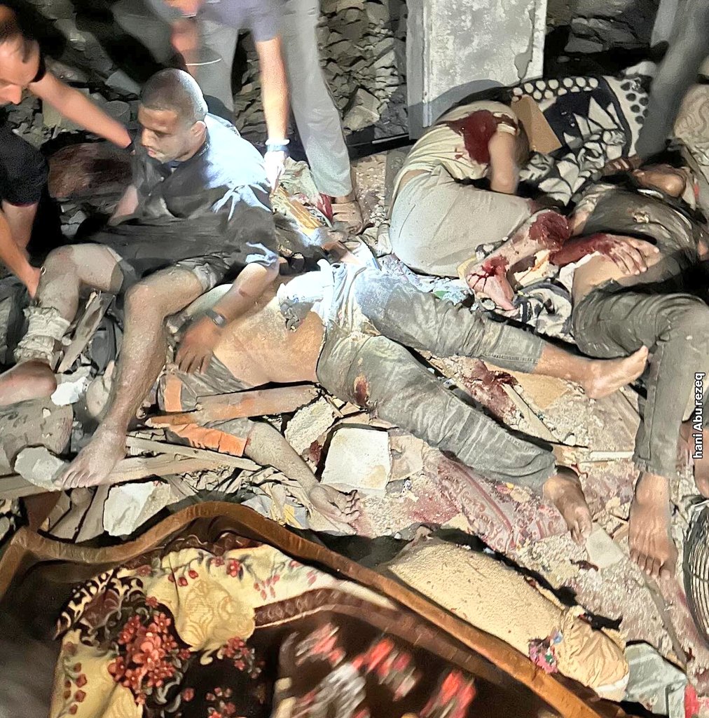 ShaykhSulaiman's tweet photo. ISRAEL IS ETHNICALLY CLEANSING THE NORTH OF GAZA *NSFW https://t.co/y9fuZYT10D