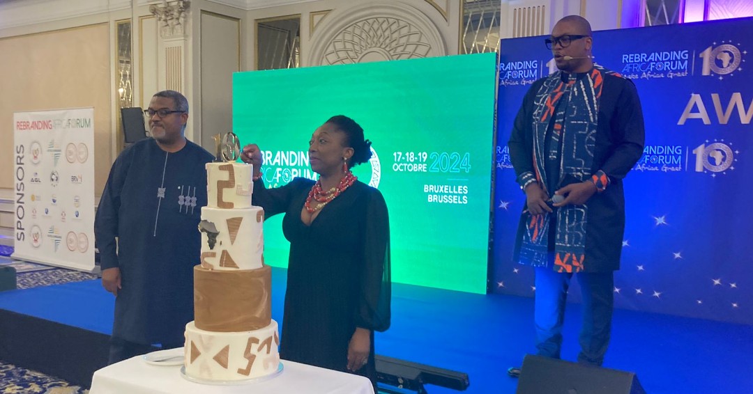 RebrandingAF's tweet photo. #RAF2024
Ainsi s'achève le 10e anniversaire du #RAF.
Durant 3 jours, nous avons contribué à la consolidation de nouveaux ponts, de nouvelles perspectives pour construire l'Afrique.
RDV du 09 au 12 Oct. 2025 pour la 11e ed. : «Les enjeux de l'IA pour l'Afrique».
#RAF10ANS #RAF2025 https://t.co/jsnJctSWHs
