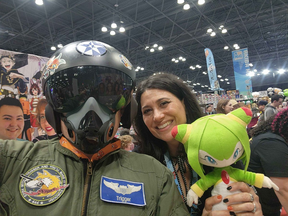 One of our supporters who goes by Trigger, got to meet Colleen O'Shaughnessey at #NYCC2024! To our surprise, guess what plush she happened to be holding? 👀🌱

Yes, that's her own Cosmo plush! A fan gave it to her yesterday, she said it's very cute; and she still had it today!