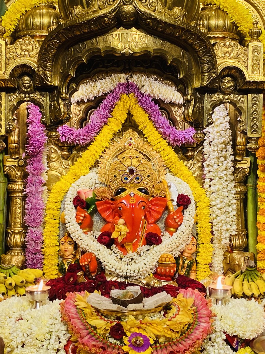 SVTMumbai's tweet photo. 🙏 गणपती  बाप्पा मोरया 🌺मंगलमूर्ती मोरया 🙏२०/१०/२०२४
🙏Ganapati Bappa Moraya 🌺 Mangalmurti Moraya  🙏20/10/2024 https://t.co/N34cuF9jKe