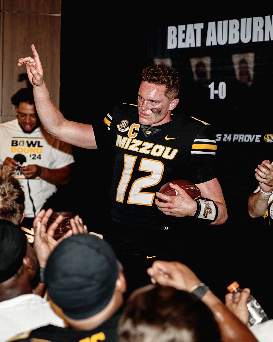 MizzouFootball's tweet photo. Our True Son. 

#MIZ | #STP https://t.co/jdFaS7ooEq