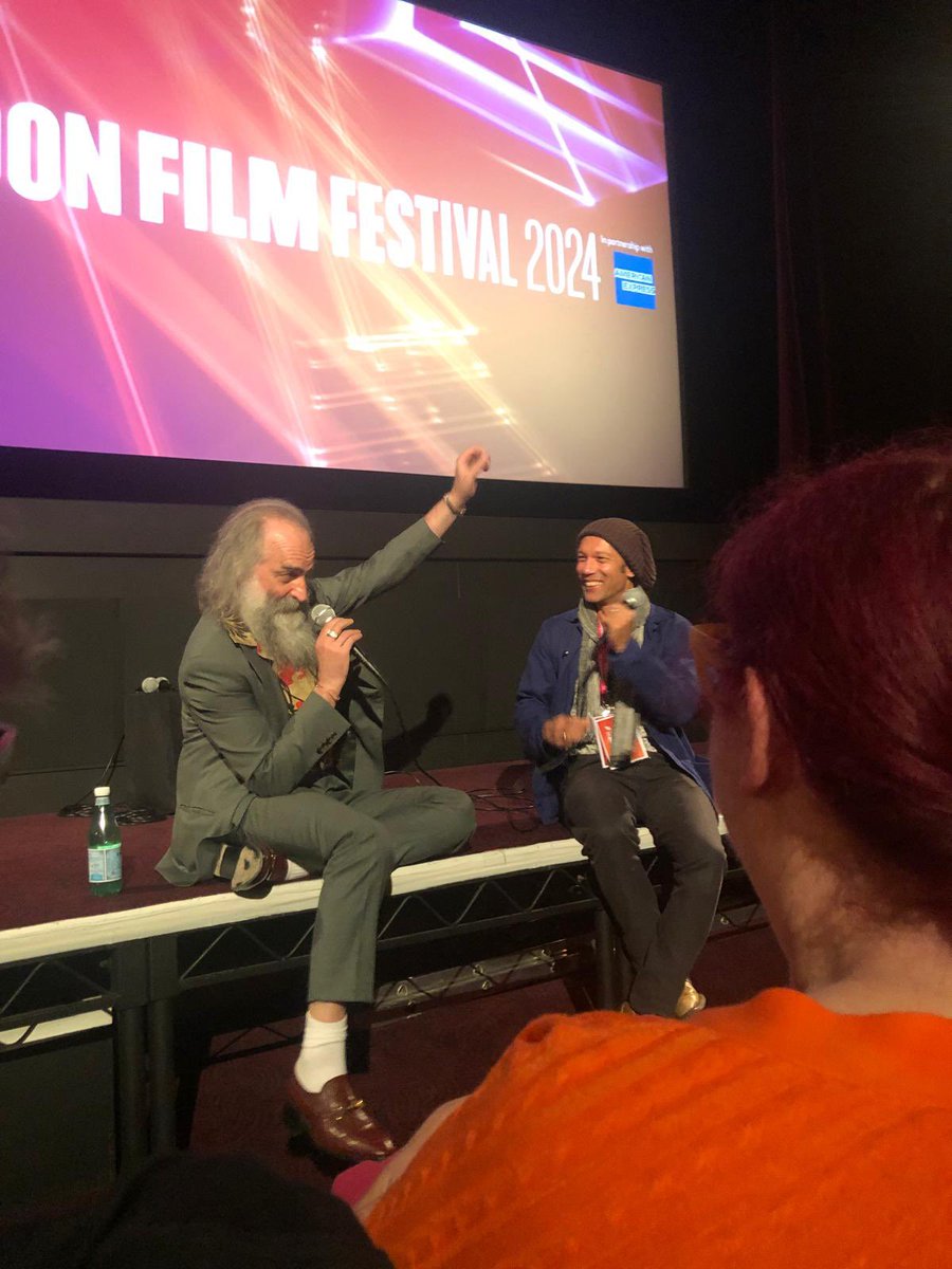 Leigh Singer is now @leighsinger.bsky.social tweet media