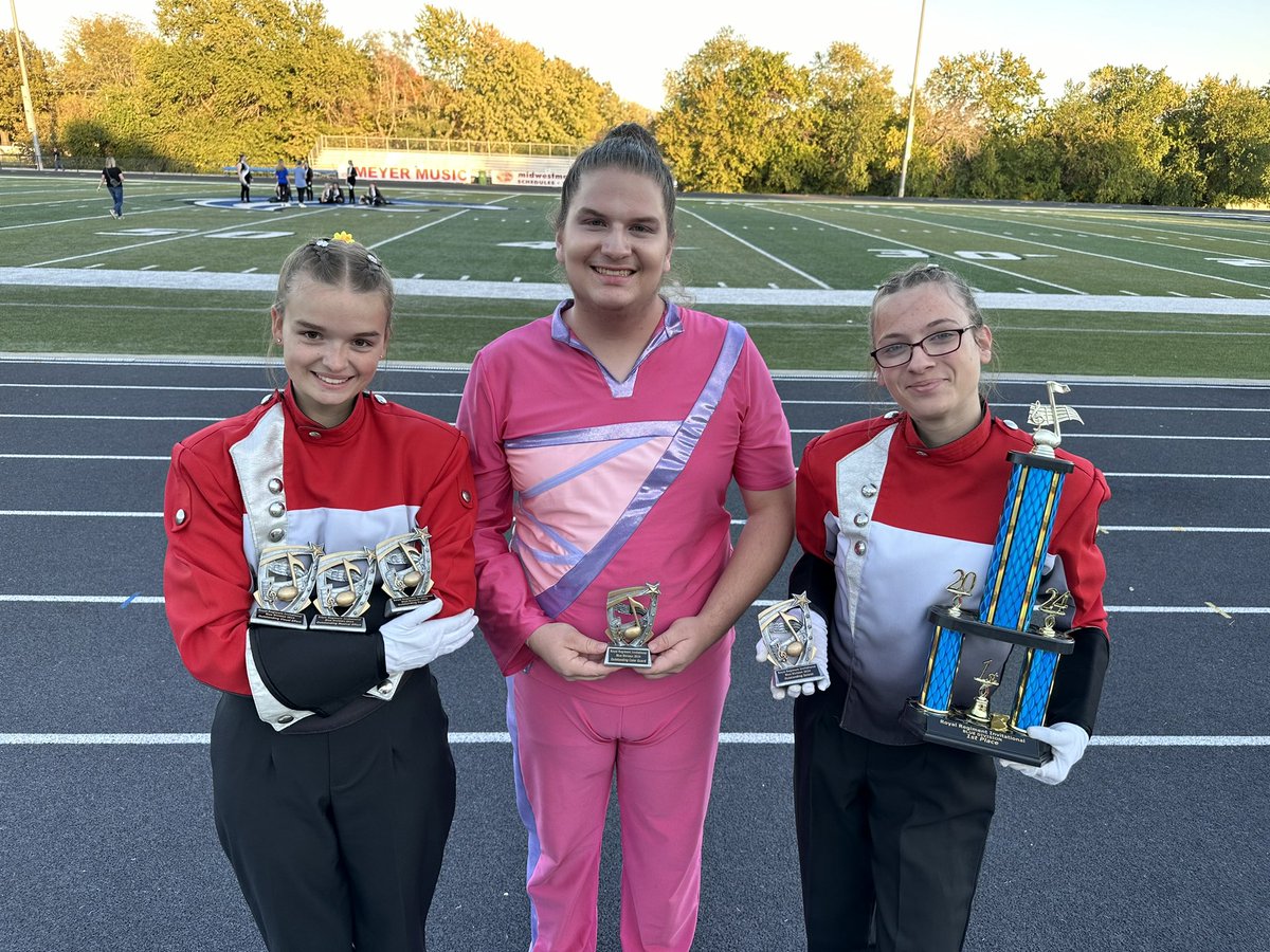 FortORWB's tweet photo. What a show!!! 1st in our division and swept all caption awards. #eyeswithpride https://t.co/DNeaEk1XMa