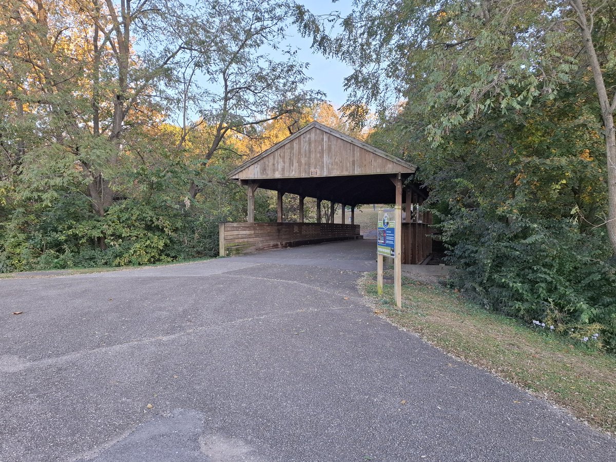 GermJuggler's tweet photo. Taking advantage of a lovely afternoon for a nice post-meeting walk along #StinsonCreek in #FultonMO. Thanks to #BedrichSmetana for the accompianament.  #SaturdayWalkDay #OldFartsWalking https://t.co/j54BZFmbdK