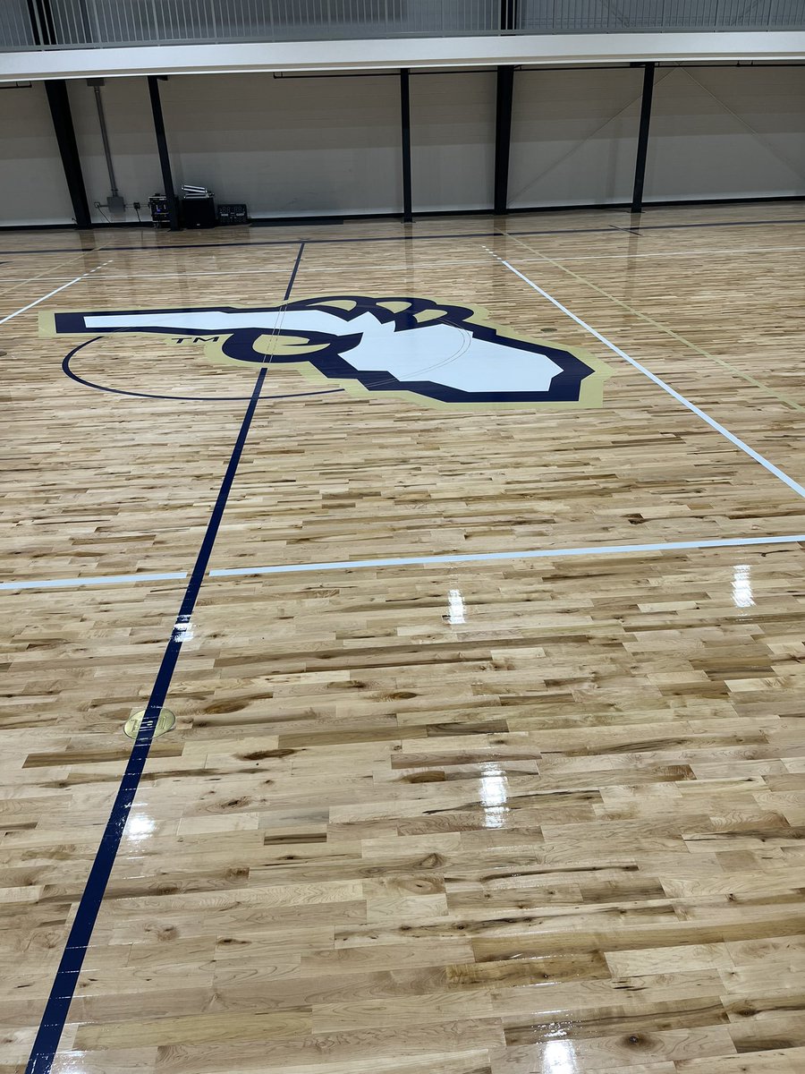 Arenthal “Tank” Spears II (@cantguardtank) on Twitter photo I would like to thank <a href="/BUFATHLETICS/">BUF ATHLETICS</a> and <a href="/Coach_NatHughes/">Nathaniel Hughes</a> for a great workout and visit today!!! I would like to thank <a href="/BUFATHLETICS/">BUF ATHLETICS</a> and <a href="/Coach_NatHughes/">Nathaniel Hughes</a> for a great workout and visit today!!!