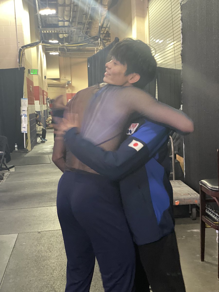 Golden Skate tweet media