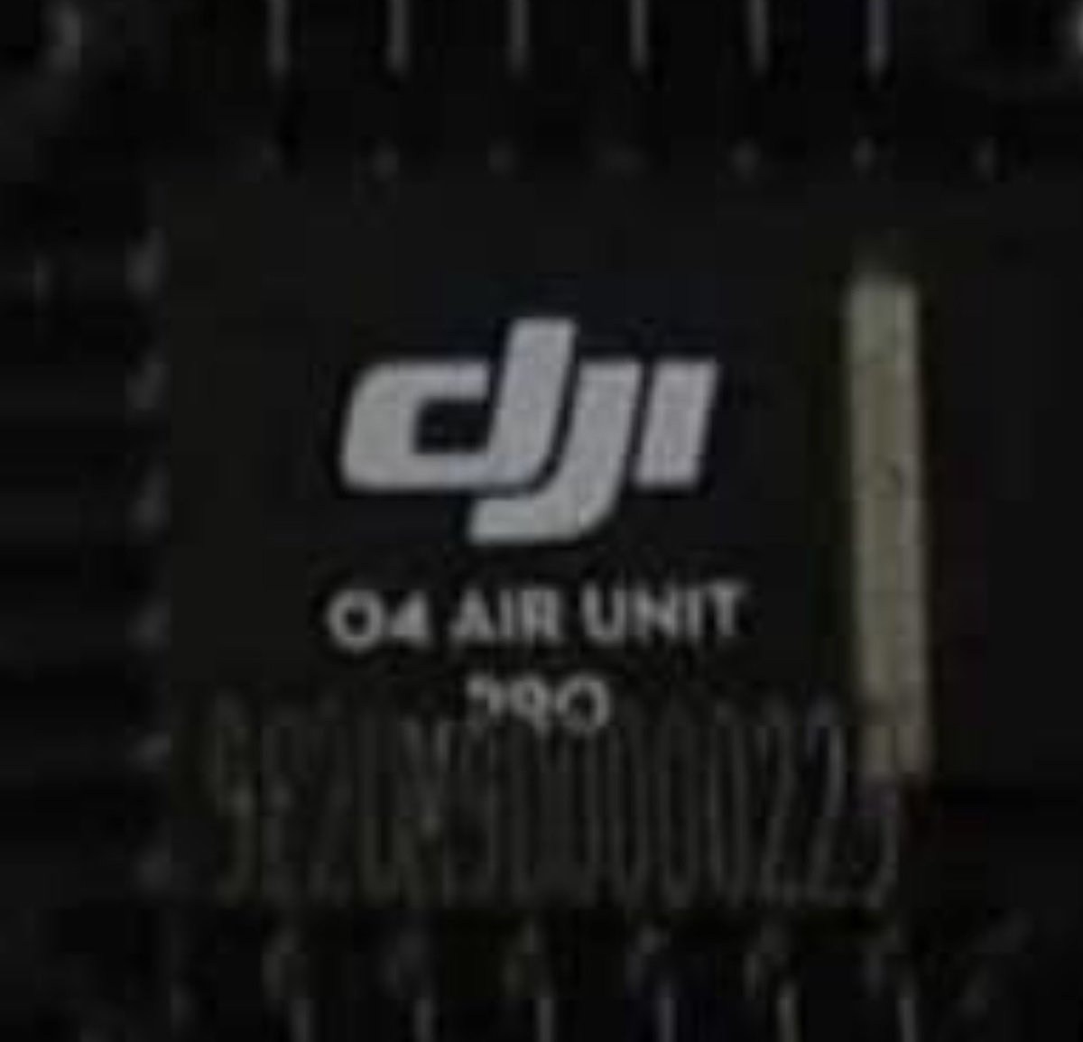 hakasushi's tweet photo. DJI O4 Air Unit Pro
1/1.3" … f/2
Some FPV folks have been waiting for that one! #dji #fpv #O4airunit https://t.co/m4PVXhPJGr