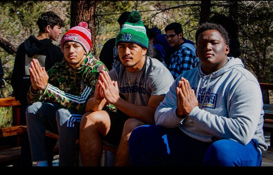 edwardtorre's tweet image. A throwback of three of the best student-athletes from the Bosco c/o '24--all of whom play on Saturdays...from Kairos #56 (circa Feb'23). #LT4 #Faith 
 #StudentAthletes #Bosco24

@peypey_wood @AsaViliamu @MarleyBarrowb