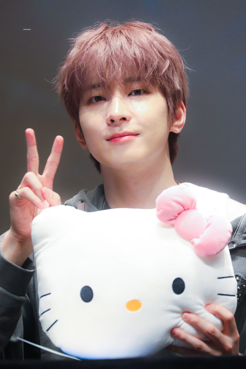 241019 키티짱🎀

#세븐틴 #SEVENTEEN 
#원우 #WONWOO #ウォヌ