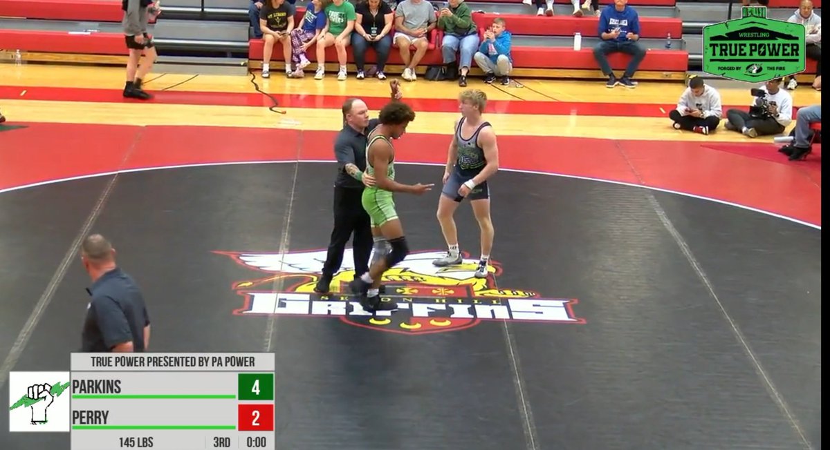 Tahir Parkins wins by decision 4-2! Way to go Tig!
#TruePower
#GoBlueEagles
#NazarethProud
🔵🦅🤼‍♀️🤼‍♂️