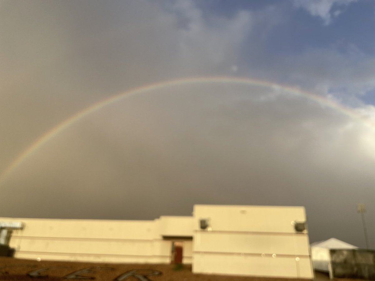After a thunderstorm in Las Cruces, New Mexico ahead of <a href="/JaxStateSOC/">𝗝𝗮𝘅 𝗦𝘁𝗮𝘁𝗲 𝗦𝗼𝗰𝗰𝗲𝗿</a> taking on New Mexico State! <a href="/spann/">James Spann</a>