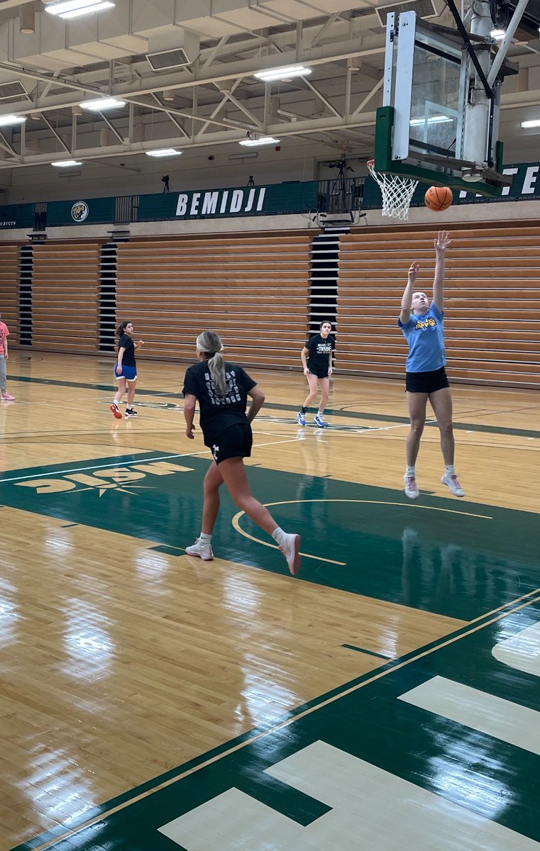 NIACCWBball's tweet photo. 📣 Having a great time in Bemidji, Minnesota!  Excited for the opportunity to scrimmage Bemidji State tomorrow! 🏀🎉 https://t.co/K1m7M6PSTg