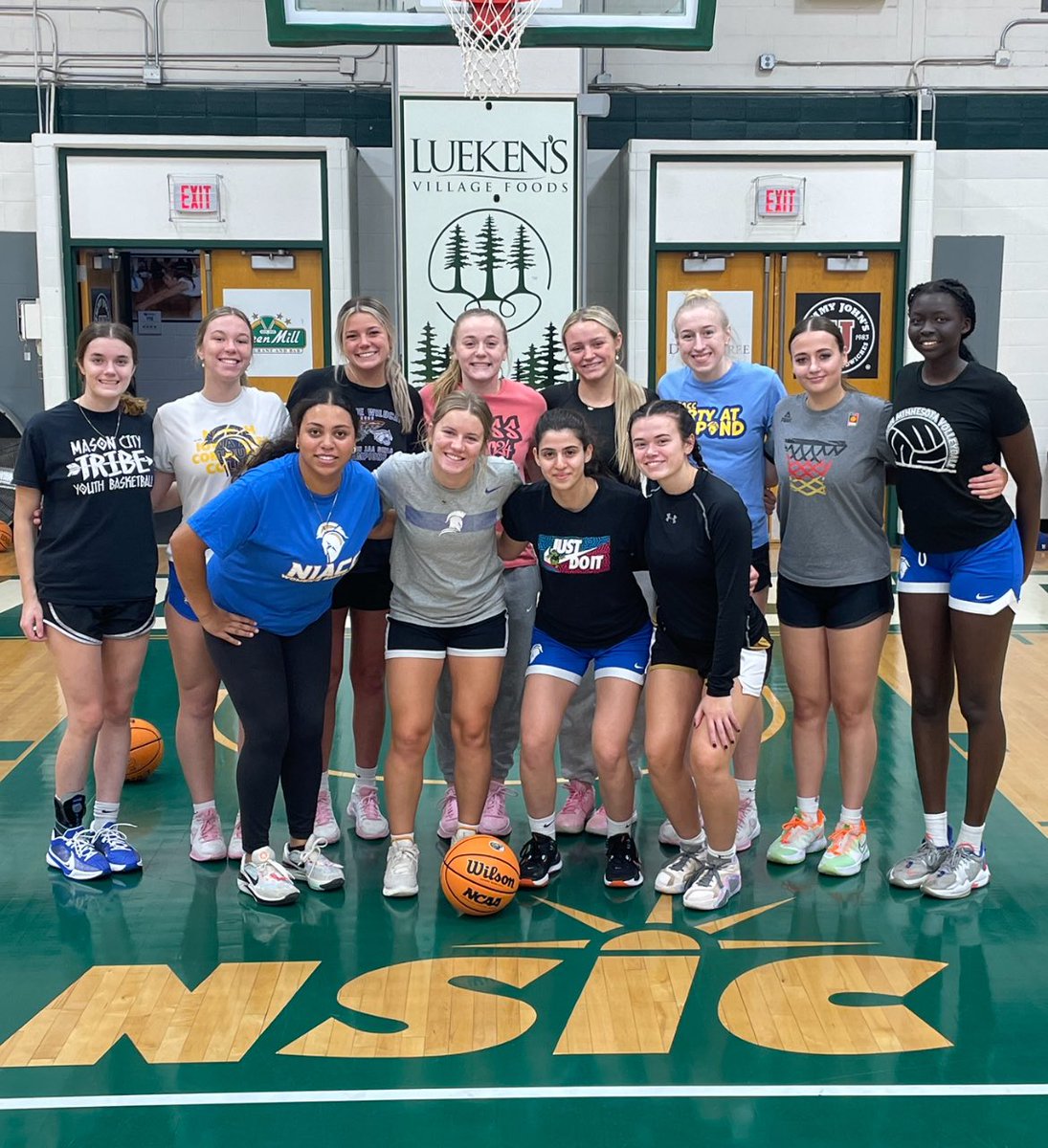 NIACCWBball's tweet photo. 📣 Having a great time in Bemidji, Minnesota!  Excited for the opportunity to scrimmage Bemidji State tomorrow! 🏀🎉 https://t.co/K1m7M6PSTg