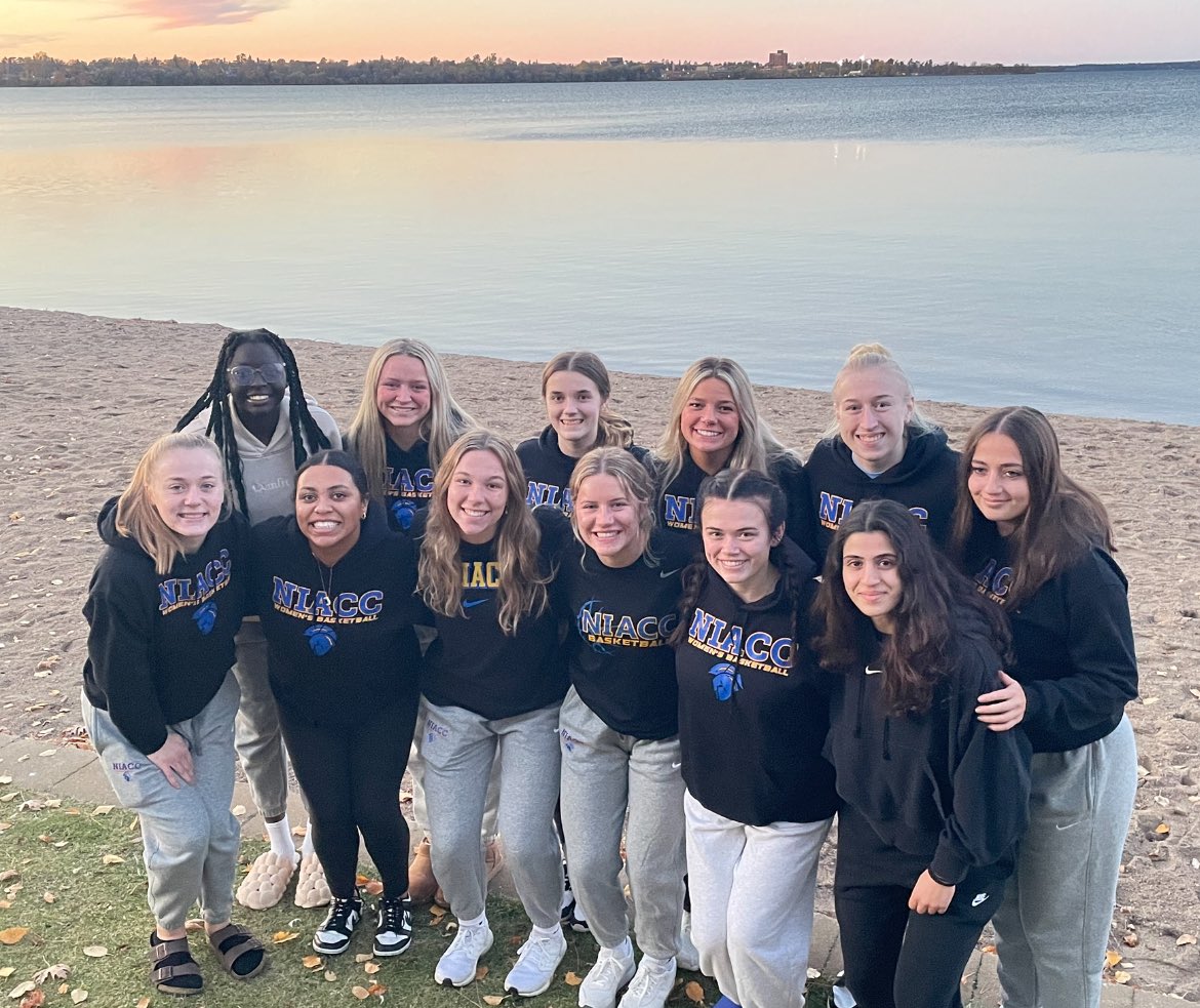 NIACCWBball's tweet photo. 📣 Having a great time in Bemidji, Minnesota!  Excited for the opportunity to scrimmage Bemidji State tomorrow! 🏀🎉 https://t.co/K1m7M6PSTg