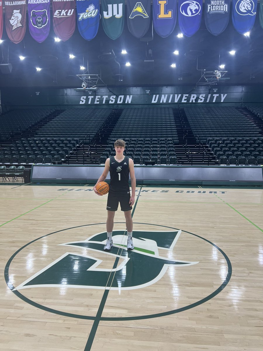 Zavier44's tweet image. Had a great time visiting Stetson on an unofficial visit this weekend. Thank you @braccoboys and the rest of the Stetson staff for having me. #gohatters