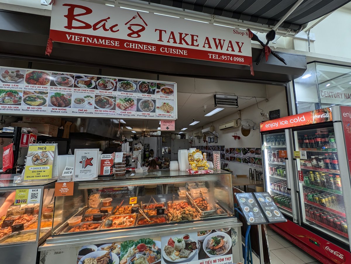 LachlanB_'s tweet image. Giving this place a try.
Looks really authentic and appears to be run by loving Vietnamese aunties. Gotta be a win. #Springvale