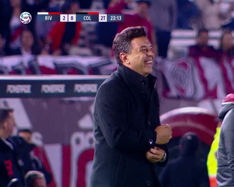 JDKWLTJWJKDEI SE LA PASARON TODA LA SEMANA DICIENDO QUE GAGO ERA LA SALVACIÓN Y QUE ERA EL GALLARDO DE BOCA

AL PRIMER PARTIDO SE COME TRES Y VUELVE A PONER COMO INDISCUTIDO A MARCOS ROJO Y CHIQUITO ROMERO

SPGUSJÑGWGULLGJEJLGSWÑHKQLHJLWGJWOGUWUOGOUWGOUGWUGOWOGUWHUOWU9TWOUGWOUGHI