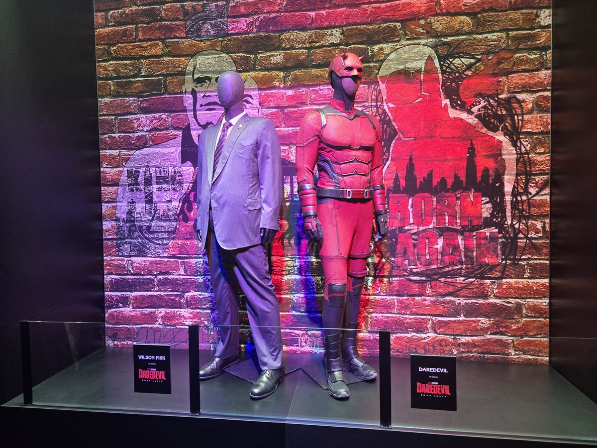 ZerGeek's tweet photo. Desde el guion hasta el cast, todo parece estar bien elegido. Y ya les digo, veremos muchos personajes. La premisa es poderosa: Matt Murdock combatiendo a su nemesis #Kingpin, quien busca acabar con los vigilantes en #NY. 🔥 https://t.co/Gj10cOdj9k