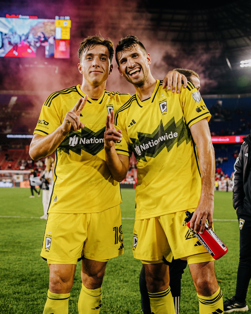 Big night for goal-scoring center backs 🤩
