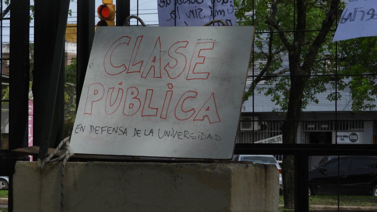 fotitos de un día de octubre en la Argentina contemporánea.