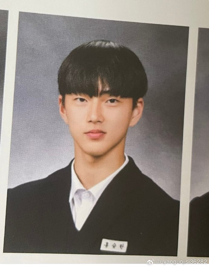 kamu tetap disayang banyak orang hannie, jangan khawatir, jaga kesehatan, selalu dalam kehangatan yaa

RII7E NEVER WALKS ALONE
#RII7E_Or_None
#SMRespectRii7e
#BringBackSeunghan
#승한복귀_공지해_고소상황_공지해