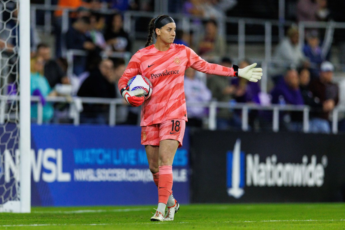 NWSL's tweet photo. We're back for the second half on @IONNWSL 💪 https://t.co/zzVWZaKJJi