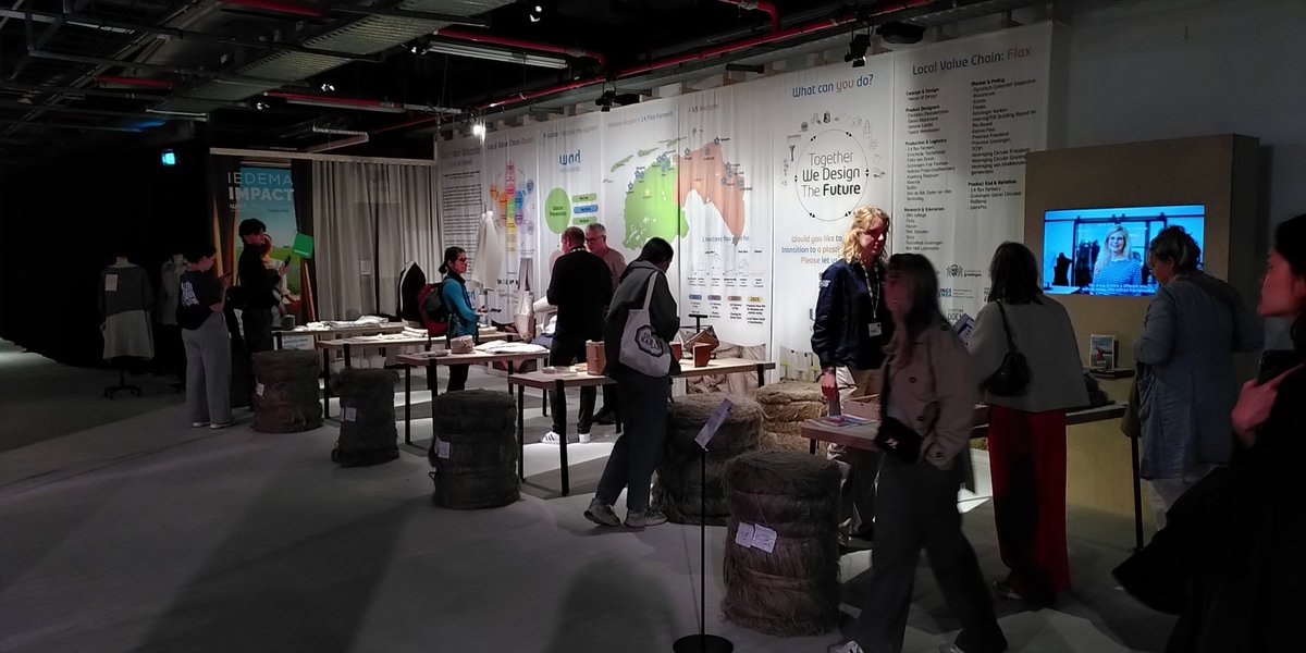 Ontdek #WadvanWaarde op de <a href="/dutchdesignweek/">Dutch Design Week</a>! 🌿 We delen de samenwerking tussen ontwerpers, boeren, overheden, producenten en onderwijs voor de lokale waardeketen rondom vlas. Bekijk de tastbare, plasticvrije alternatieven die we hebben ontwikkeld! #biobased #lokalewaardeketen