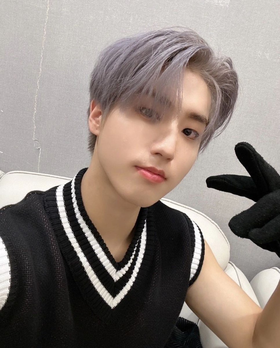 𝕼uizás el sótano se vea muy cómodo, pero perderme el #𝔄k𝕚𝐫aᰍ̠𝔡e𝚋ū𝕥 no es opción, ya que desde que escuché #𝔅ǝ饐ཋྀུ⃨·𝕔au𝚜e no pude hacer otra cosa que querer ser parte del #𝔇ǝmo͞n𝕚c·𓊈家顶𓊉·𝕔𝐥u𝚋 de @cupidvaults. >_<

𝕣ëa𝐥 𝚖en𝕒ce ༄ #𝚁en𝕚ce