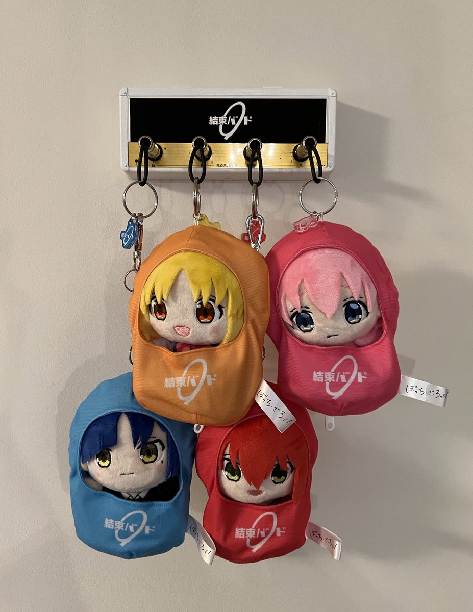 GaT0uAmbUAIwl0p.jpg