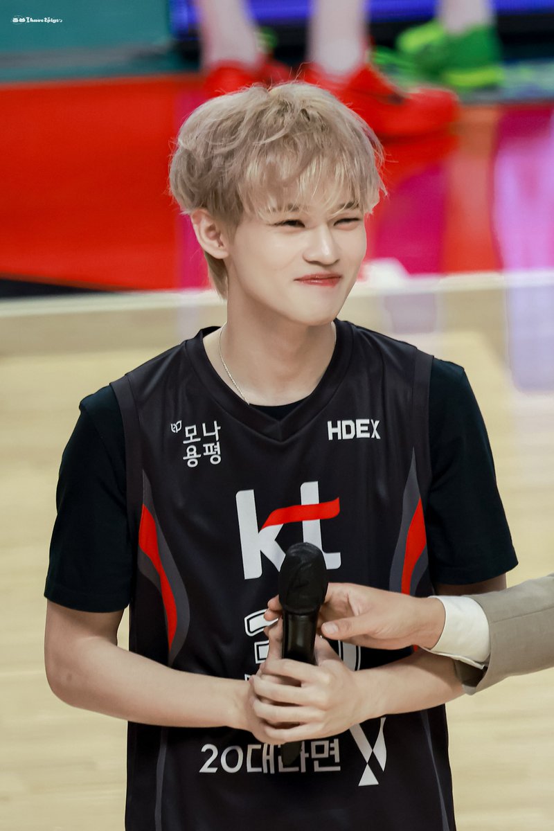 241020

#천러 #CHENLE #辰乐 #NCT #NCTDREAM