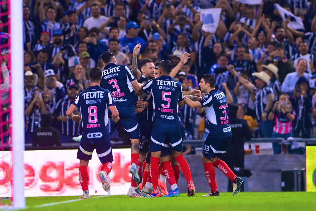 SomosRayados's tweet photo. ¡¡¡EL CLÁSICO REGIO 139 ES AZUL Y BLANCO, ARRIBA EL MONTERREY!!! 🔵⚪️🔥🙌 https://t.co/PuMIu4Kwh8