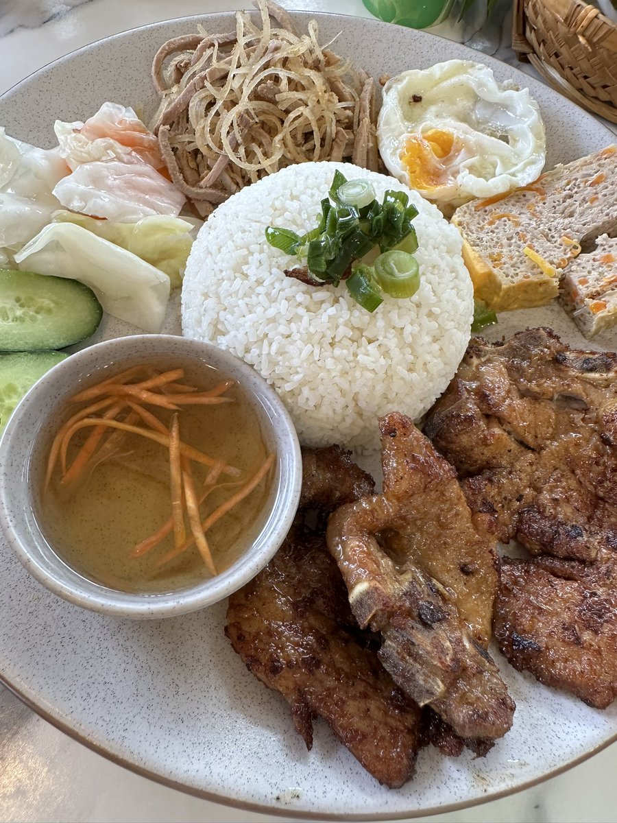 shimotomocake's tweet photo. Vietnamese 😘 https://t.co/7aiIr82ov2