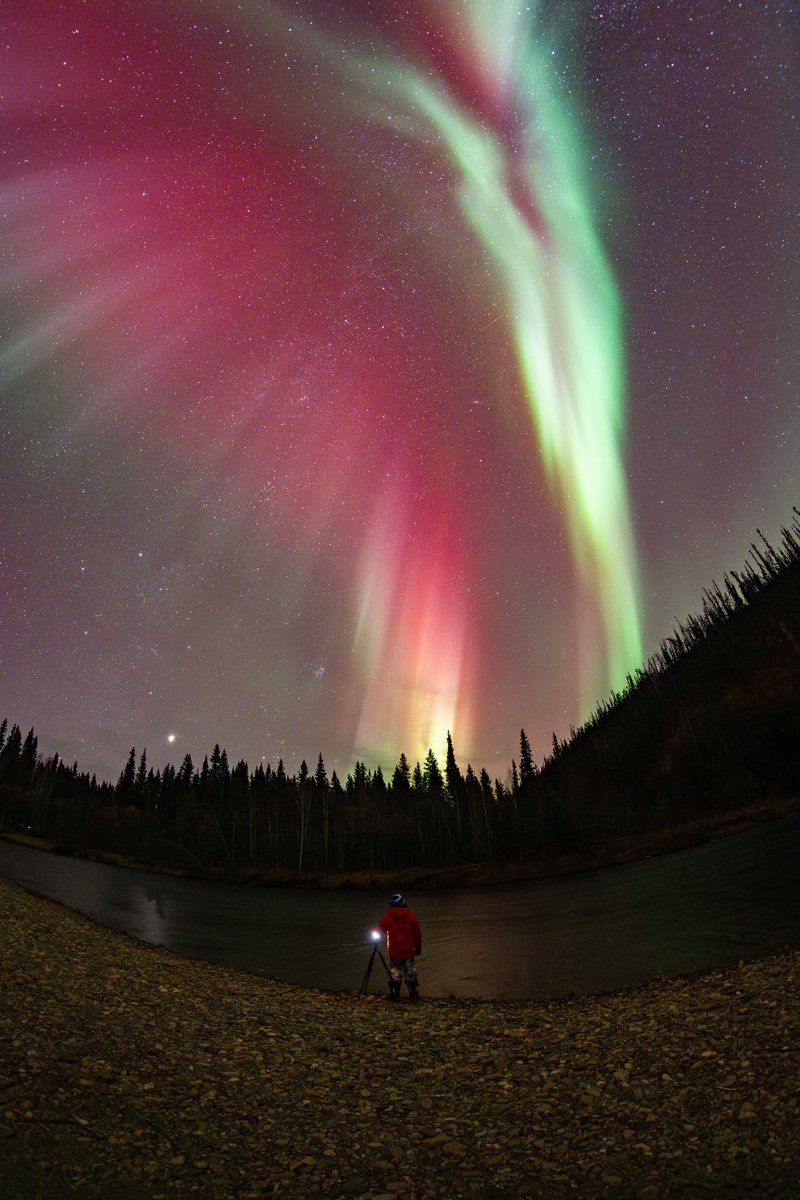 Vincent_Ledvina's tweet photo. We can thank magnetic reconnection for views like these :) https://t.co/7ocxmnIjks
