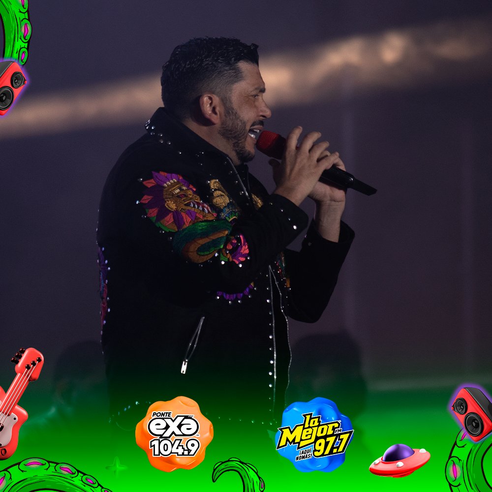 LaMejor's tweet photo. 🎸 ¡#LuisAngelElFlaco demostró por qué es uno de los grandes en el regional mexicano en #ColgateMultiverso! 🔥 ¿Qué parte de su show te hizo sentir más conectado? 🤩💥 https://t.co/vdB4xdCY71