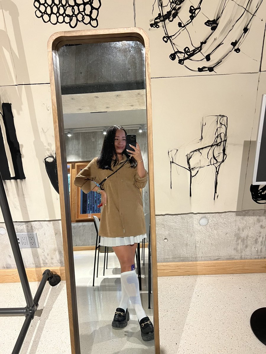 Jenevieve Narbay tweet media