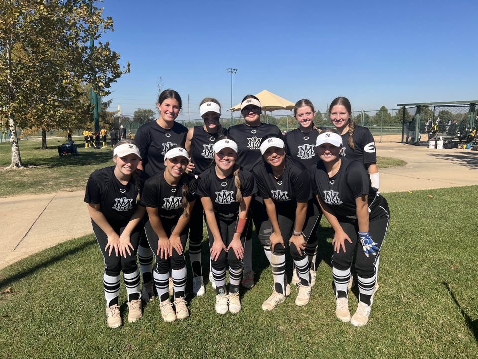 AMK with a solid 3-0 start at the Easton Rawings Fall Showcase Today!  Next up Tomorrow 9:00 AM Field 8 at Bridgeton🔥🥎