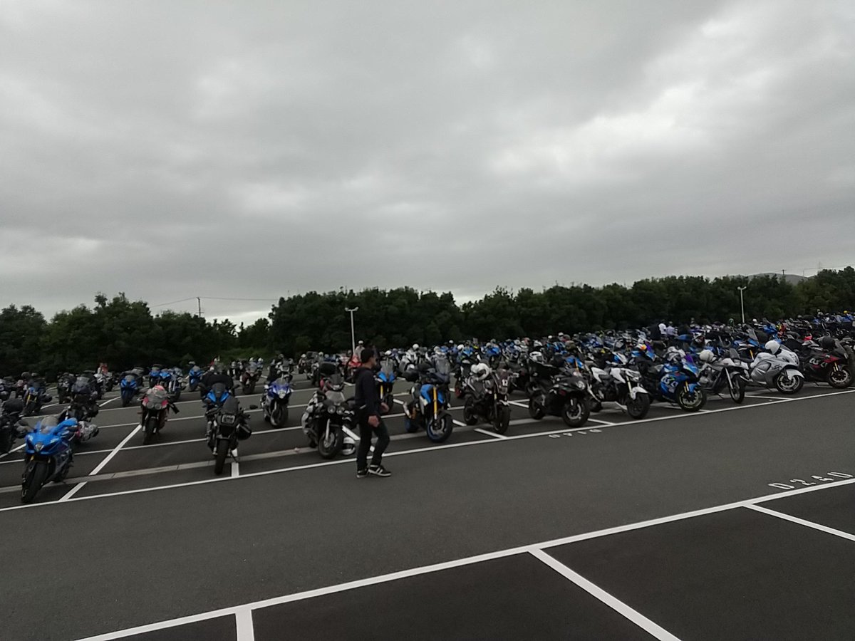 mossgreen7880's tweet photo. #GSX_S_Rミーティング2024
#gsxs125 #ツーリング
着いたよ😂 嬉しい✌️
ジスペケのお花畑や～ https://t.co/2pQ9acINJD