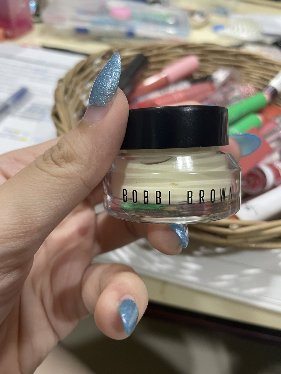 yrtrmq___'s tweet photo. ส่งต่อ bobbi brown vitamin enriched face base ราคา 120฿ เหลือตามภาพเลยค่า รับมา2700🥹😭 ใช้บำรุงก่อนแต่งค่ะแบบนี้เลย👍🏻👍🏻👍🏻 

#ส่งต่อcintage #ส่งต่อdasique #ส่งต่อเครื่องสำอาง #ส่งต่อคสอมือ2 #ส่งต่อคสอของแท้ #ส่งต่อสกินเเคร์ https://t.co/PjqnCLhXpQ