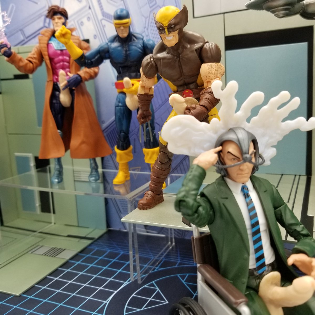 The Danger Room challenge to cum all over Professor Xavier's head.

#xmen #actionfiguresfucking