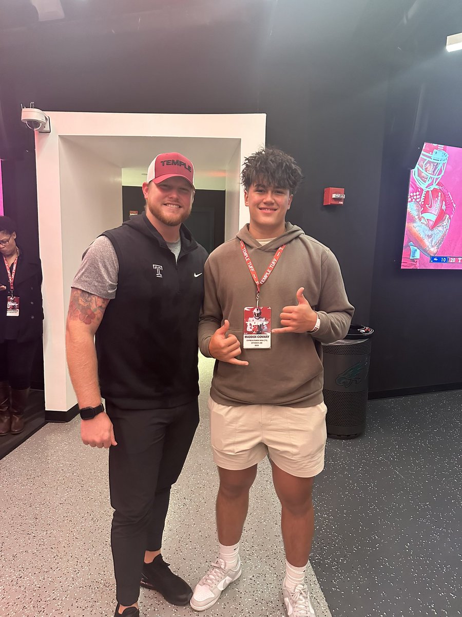 After a great conversation with @StanDraytonTU, <a href="/CoachWiesehan/">Chris Wiesehan</a>, <a href="/CoachLangsdorf/">Danny Langsdorf</a>, <a href="/mbqb1/">Marcus Berry</a>, @TUCoachDavis and coach Klein I’m excited and blessed to receive an offer to Temple University #TempleTUFF 

<a href="/WRAB50/">William Blaylock</a> <a href="/J_Hines74/">Jacob Hines</a> <a href="/CyRanchFB/">Cypress Ranch Football (TX)</a> <a href="/rtskingdomtrain/">Coach Roddrell Stewart</a> <a href="/Coach_Herrera76/">Anthony Herrera</a> <a href="/Coach_Wozniak/">Coach Conrad Wozniak</a>