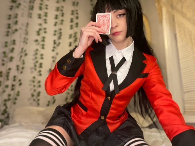 Interested in cosplay content or fetish content? Send me a gift and get FREE content in return ;)  https://t