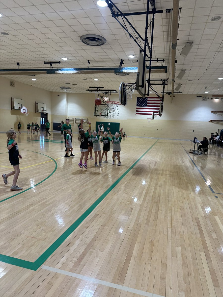 NRRaidersGBB's tweet photo. Busy day for our program!  NYGBL games followed by Track-Or-Treat! 

1/2 League, 3/4 League, and 5/6 League followed by team bonding over candy and lots of dunks! Can’t wait for Official Day 1 on Monday 🔰🏀🎃 #StriveToTheTop https://t.co/NncQnsAOsI
